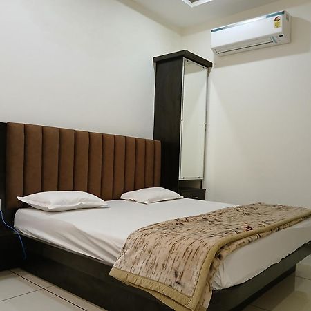 Hotel Jyoti Shree Ujjain Exterior foto